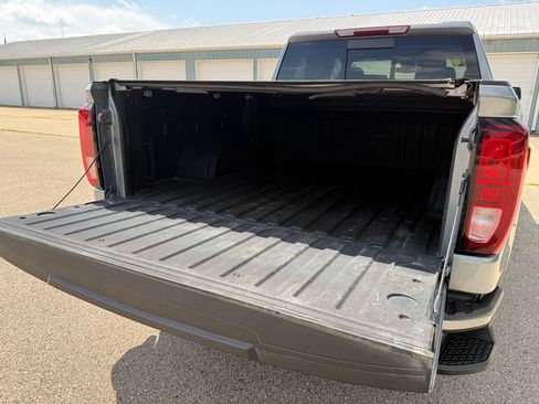 Used 2024 GMC Sierra 1500 Elevation w/ Elevation Premium Package AWD/4WD image 15