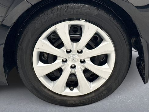 Used 2023 Toyota Corolla LE w/ Carpet Mat Package (TMS) image 20