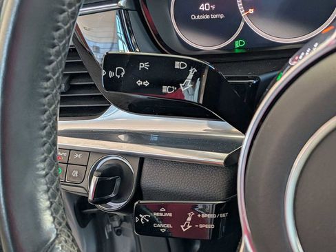 Used 2017 Porsche Panamera 4 image 27