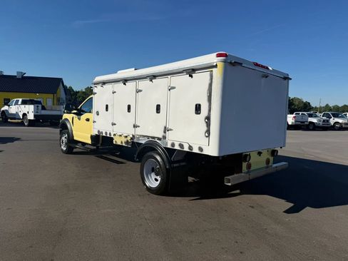 Used 2019 Ford F550 2WD Regular Cab Super Duty image 3