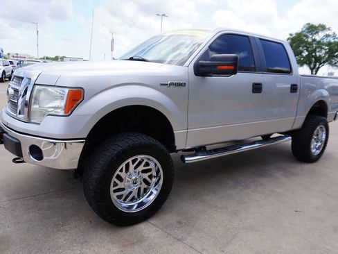 Used 2012 Ford F150 XLT w/ XLT Convenience Pkg AWD/4WD image 3