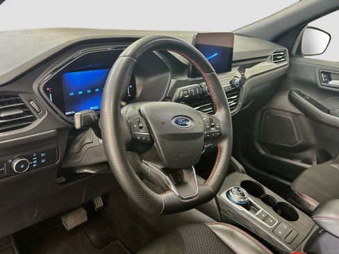 Used 2025 Ford Escape ST-Line Select AWD/4WD image 18