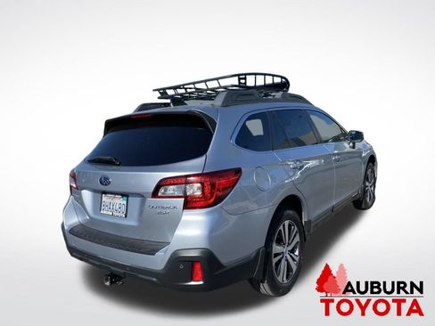 Used 2019 Subaru Outback 3.6R Limited w/ Popular Package #2 AWD/4WD image 7