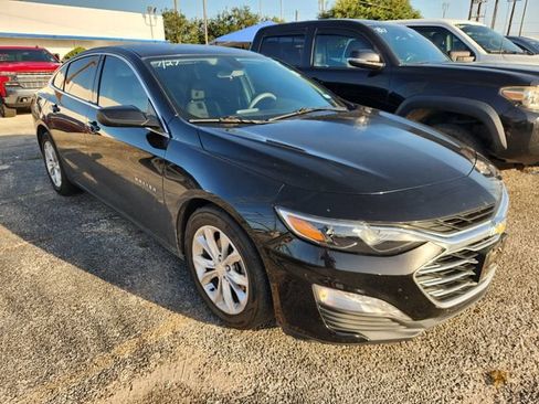 Used 2019 Chevrolet Malibu LT FWD image 1