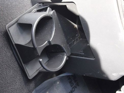 Used 2013 Nissan Titan SL w/ Moonroof Pkg image 26