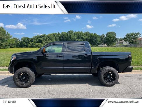 Used 2014 Toyota Tundra Limited w/ Limited Premium Package image 1