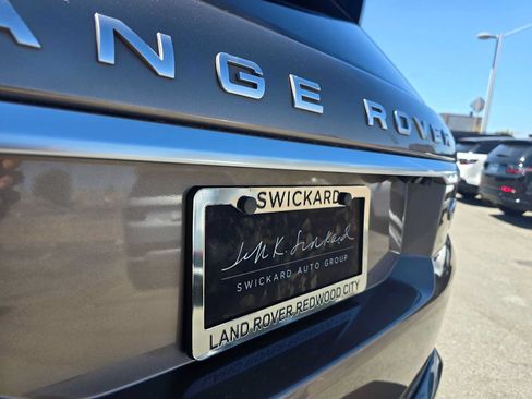Used 2018 Land Rover Range Rover Sport HSE AWD/4WD image 13
