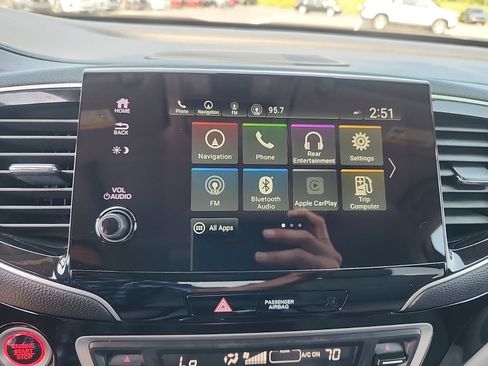 Used 2022 Honda Pilot Touring image 21
