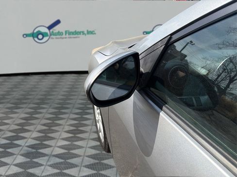 Used 2012 MAZDA MAZDA3 i Grand Touring image 36