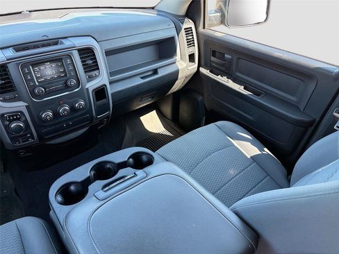 Used 2017 RAM 1500 Express AWD/4WD image 23