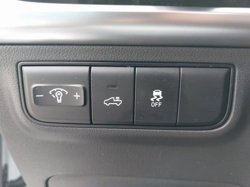 Used 2025 Hyundai Santa Cruz SE image 26