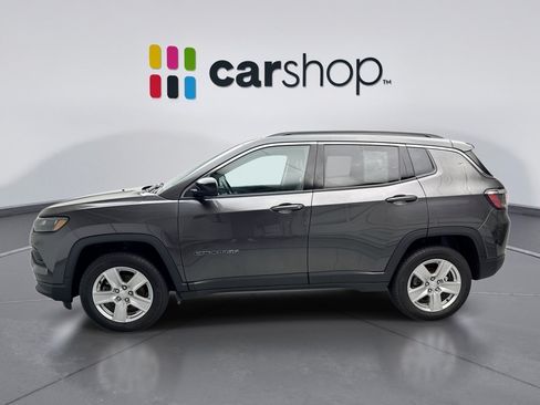 Used 2022 Jeep Compass Latitude w/ Convenience Group AWD/4WD image 2