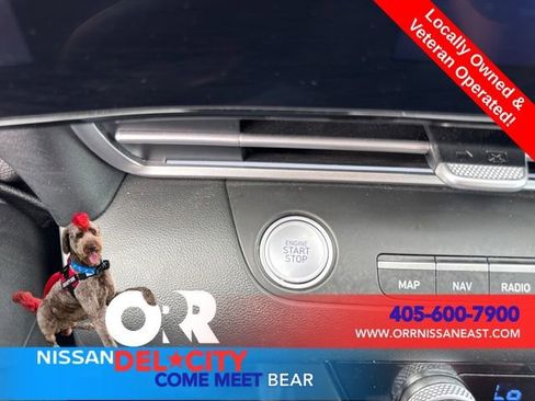 Used 2025 Hyundai Elantra SEL FWD image 27