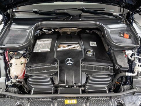 Certified 2024 Mercedes-Benz Maybach GLS 600 4MATIC image 50