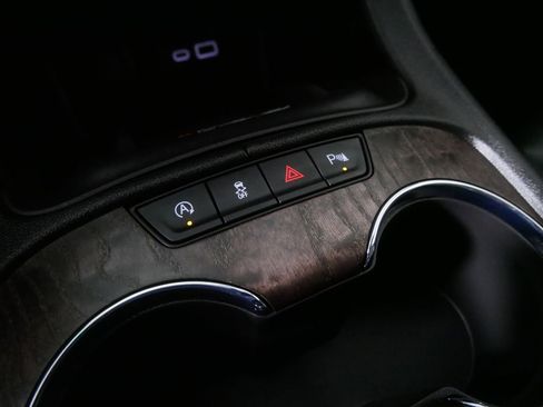 Used 2023 GMC Acadia Denali w/ Denali Ultimate Package image 30