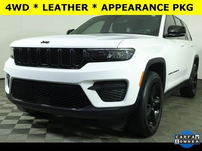 Used 2023 Jeep Grand Cherokee Altitude