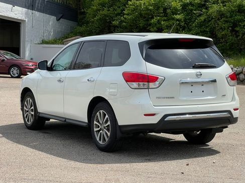 Used 2015 Nissan Pathfinder S AWD/4WD image 37