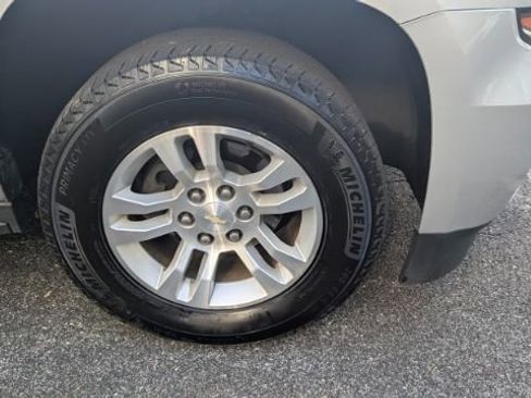 Used 2020 Chevrolet Tahoe LT image 11