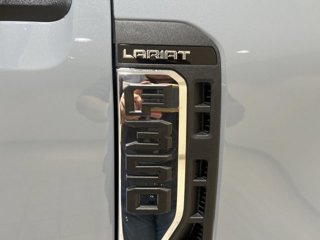 New 2027 Ford F350 Lariat w/ Tremor Off-Road Package AWD/4WD image 28