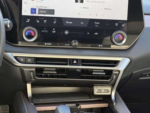 Used 2024 Lexus RX 350 image 18