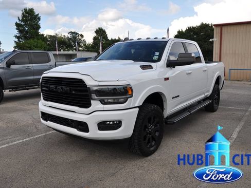 Used 2022 RAM 2500 Laramie w/ Night Edition AWD/4WD image 1