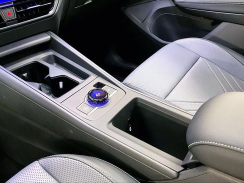 New 2026 Volkswagen Tiguan SE R-Line image 10