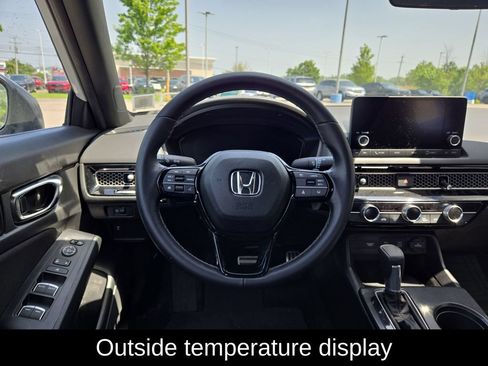 Used 2025 Honda Civic Sport image 16
