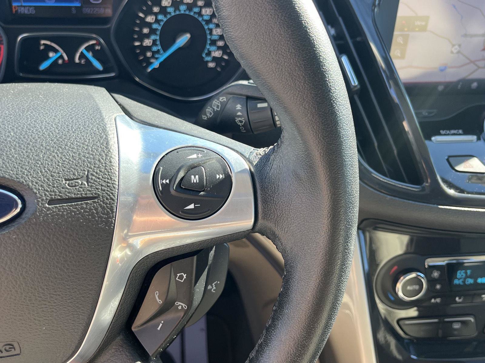 Used 2013 Ford Escape SEL AWD/4WD image 9