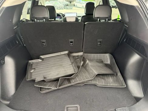 Used 2024 Ford Escape SE FWD image 11