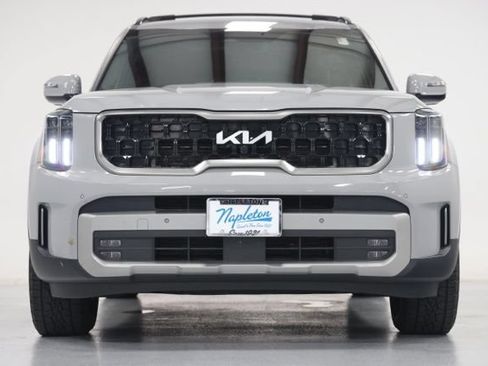 Used 2023 Kia Telluride SX Prestige X-Pro AWD/4WD image 2