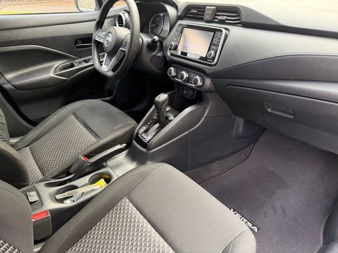 Used 2021 Nissan Versa S image 10