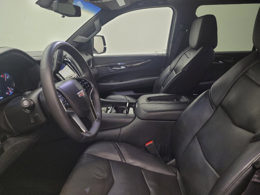 Used 2017 Cadillac Escalade ESV Platinum AWD/4WD image 17