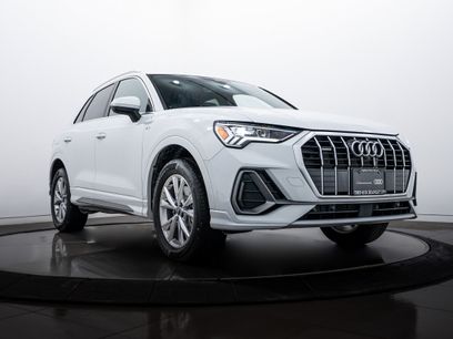 Certified 2025 Audi Q3 2.0T Premium Plus w/ Premium Plus Package