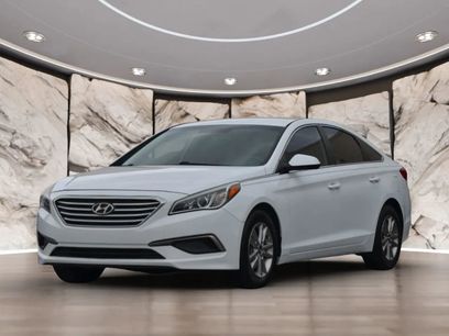 Used 2016 Hyundai Sonata SE w/ Cargo Package