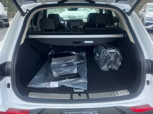 New 2026 Genesis GV70 2.5T Select image 13