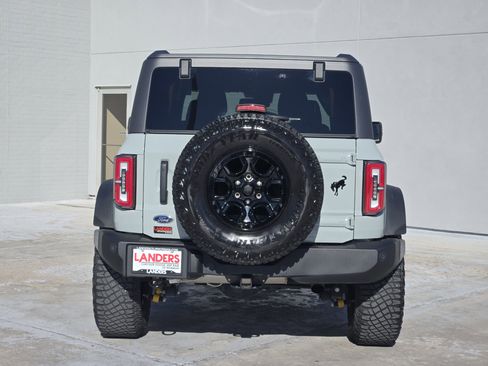 Used 2022 Ford Bronco Wildtrak image 7