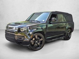 Used 2025 Land Rover Defender 130 X-Dynamic SE AWD/4WD video 1