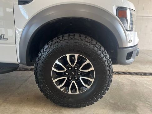 Used 2014 Ford F150 Raptor w/ Equipment Group 801A Luxury image 23