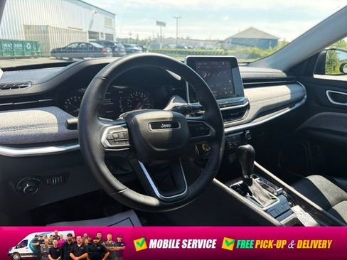 Used 2022 Jeep Compass Latitude w/ Convenience Group AWD/4WD image 21