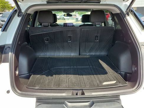 Used 2024 Chevrolet Blazer LT w/ Convenience Package FWD image 36