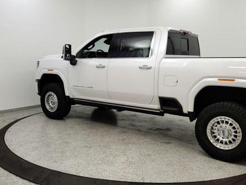 Used 2024 GMC Sierra 3500 Denali Ultimate image 3