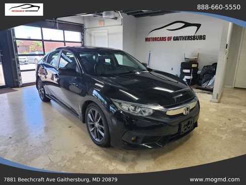 Used 2019 Honda Civic EX image 2