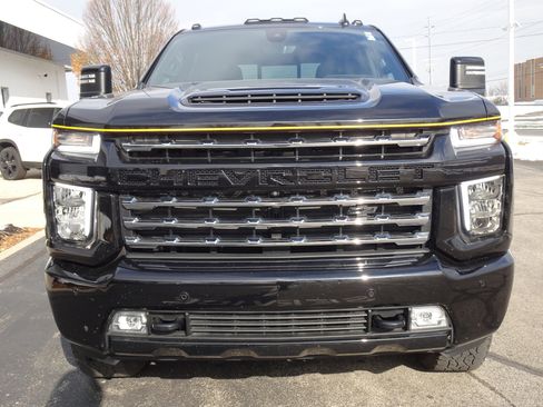 Used 2021 Chevrolet Silverado 2500 LTZ w/ Carhartt Edition image 9
