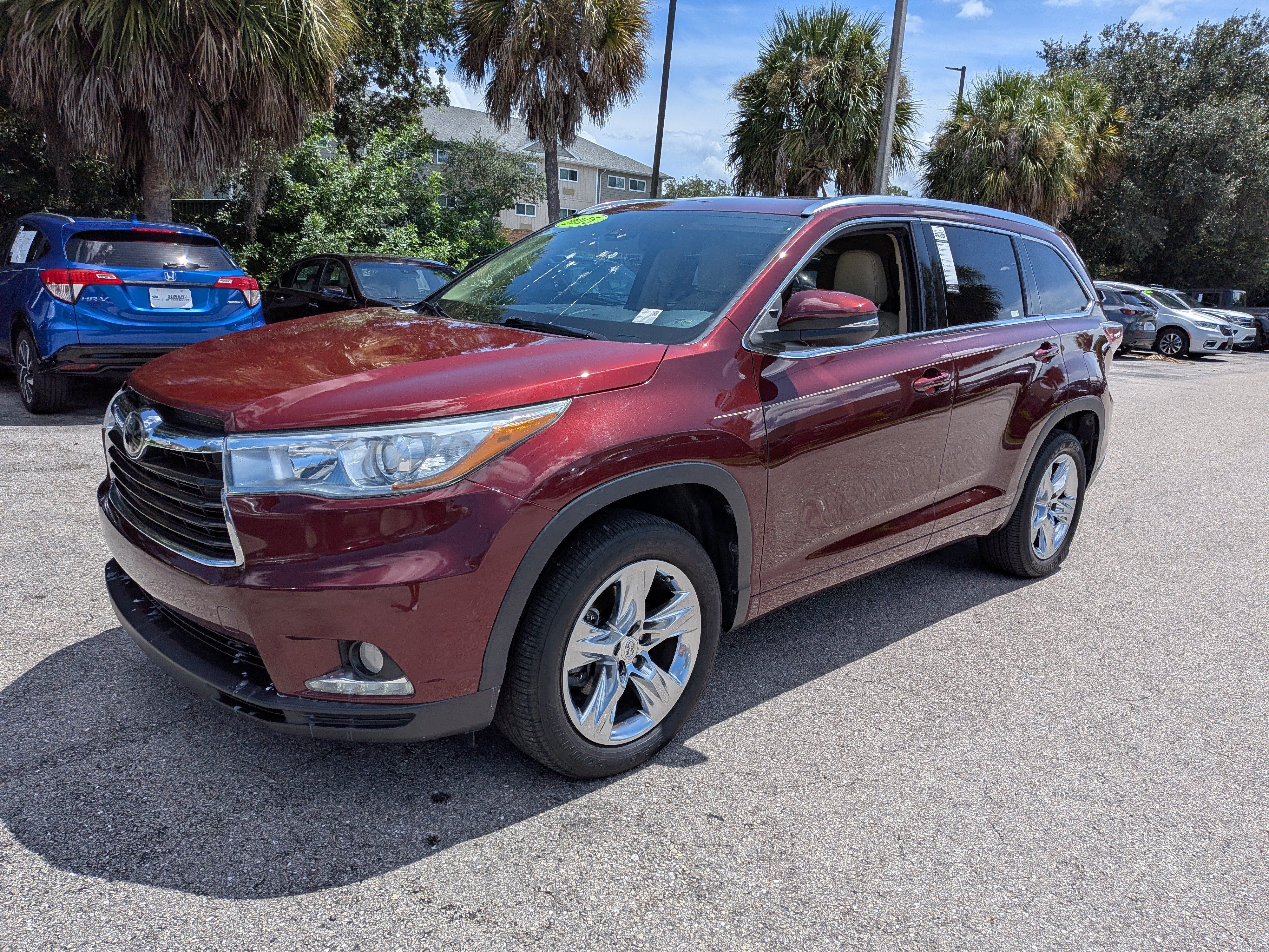Used 2015 Toyota Highlander Limited w/ Driver Technology Package FWD image 8