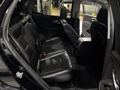 Used 2024 GMC Terrain SLT w/ Infotainment Package II AWD/4WD image 41