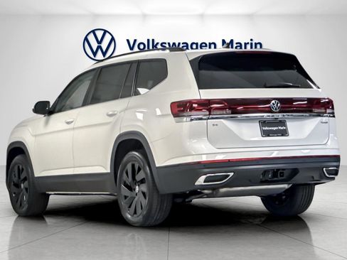 New 2026 Volkswagen Atlas SE image 3