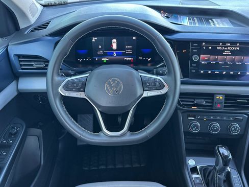 Used 2022 Volkswagen Taos SE w/ IQ.Drive SE Package image 14