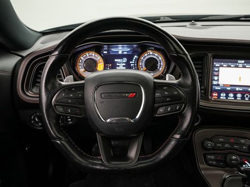 Used 2020 Dodge Challenger R/T image 28