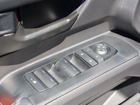 Used 2025 Toyota Tacoma TRD Pro AWD/4WD image 11