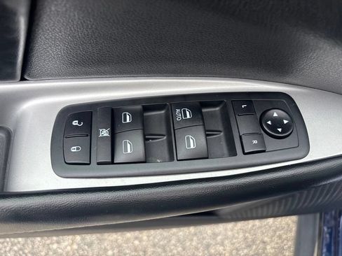 Used 2020 Dodge Journey SE FWD image 18